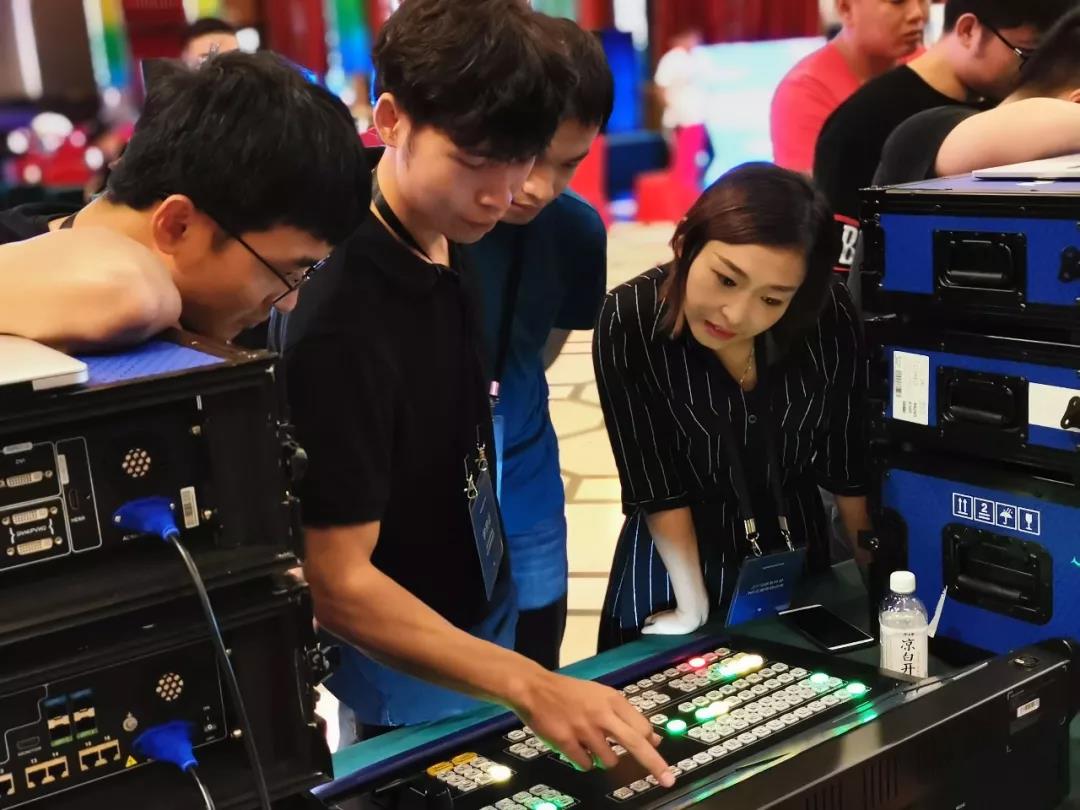 J9����|����վ����