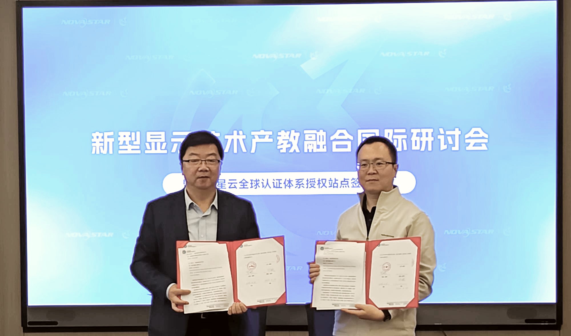 J9����|����վ����