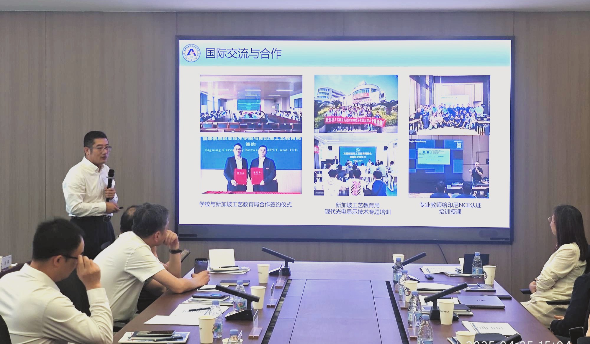 J9����|����վ����